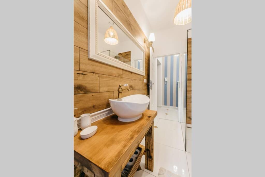 Old Town Apartment Delux Krakow Ngoại thất bức ảnh