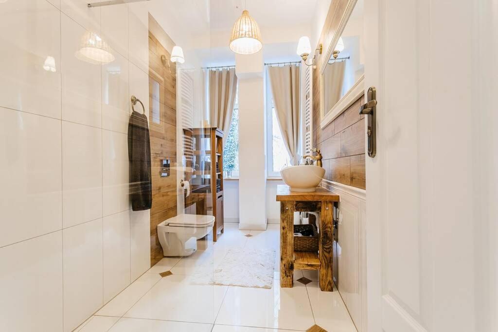 Old Town Apartment Delux Krakow Ngoại thất bức ảnh