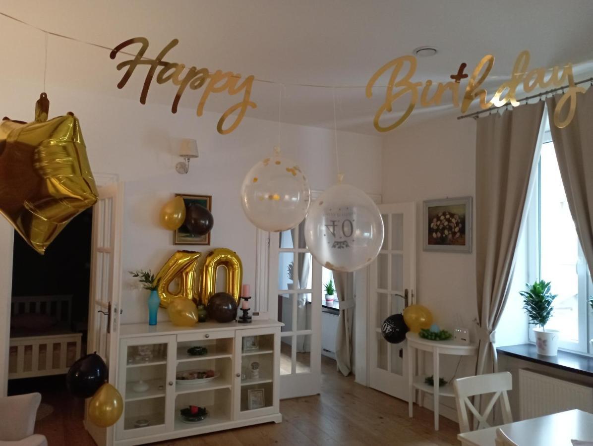 Old Town Apartment Delux Krakow Ngoại thất bức ảnh